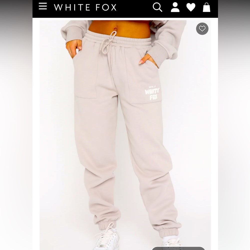 White Fox Boutique Offstage Sweatpants XS Moon NWT